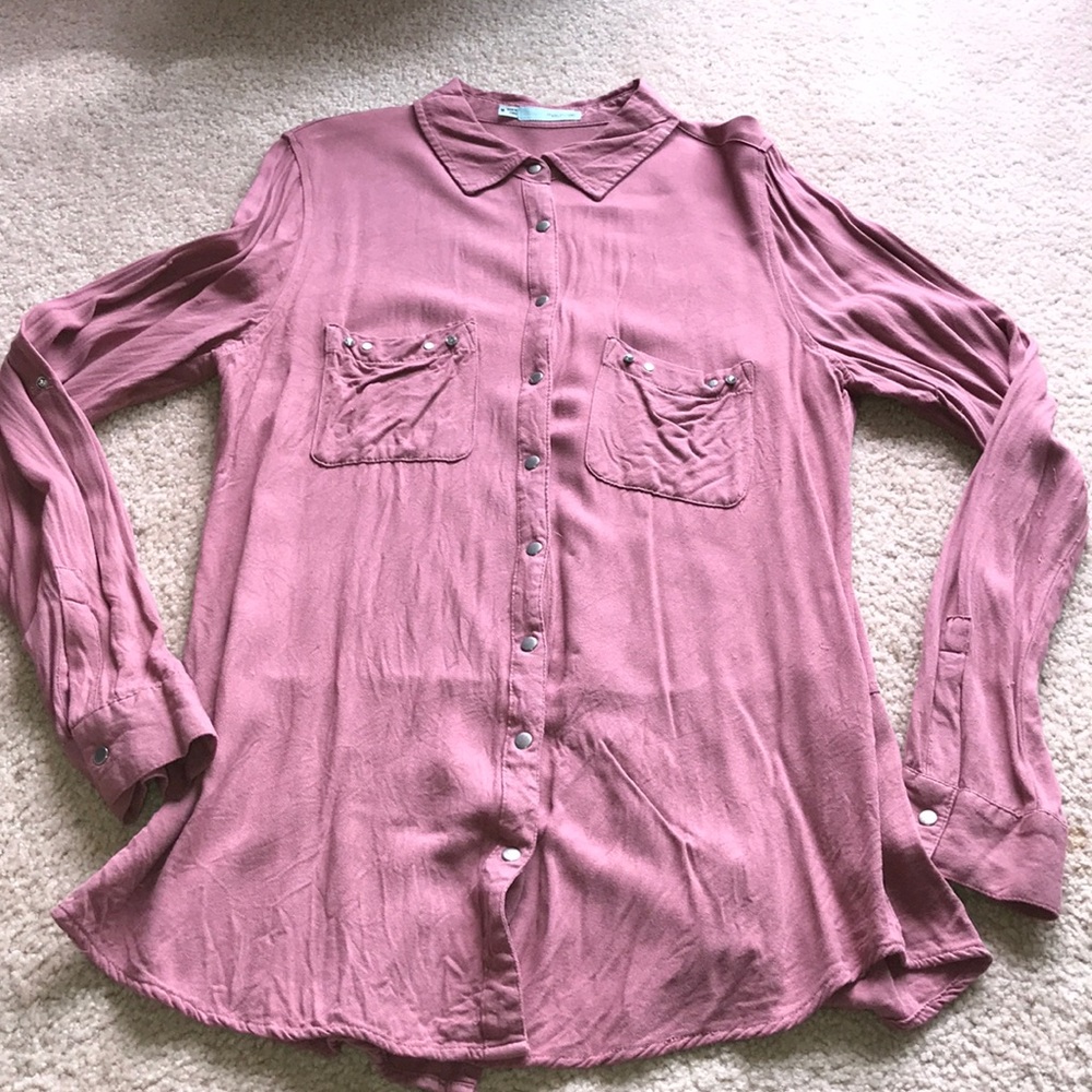 Maurices button up top
